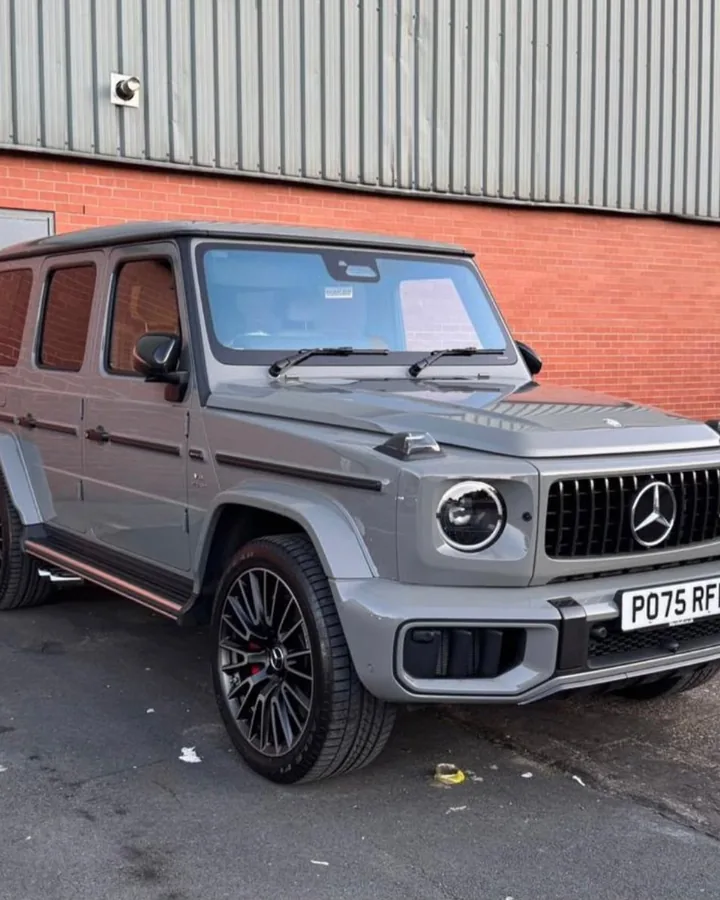 Grey Mercedes-AMG G 63